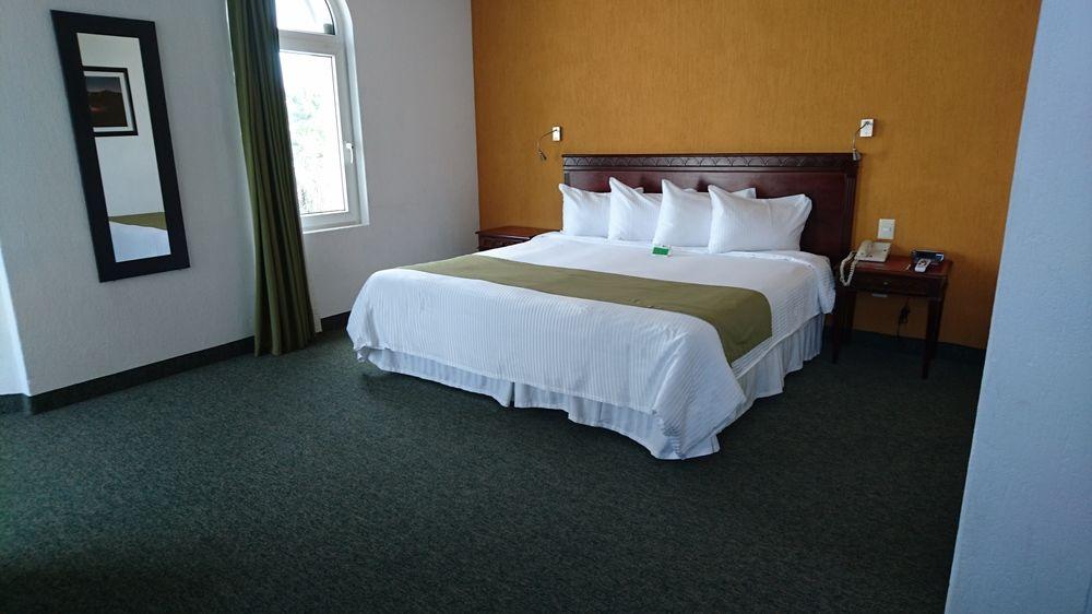 Hs Hotsson Smart Value Tampico Hotell Exteriör bild