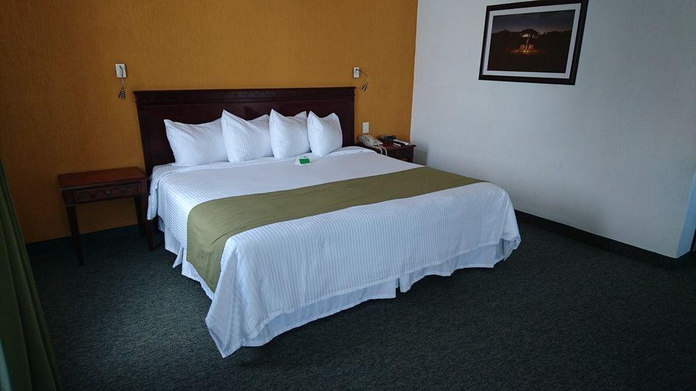 Hs Hotsson Smart Value Tampico Hotell Exteriör bild