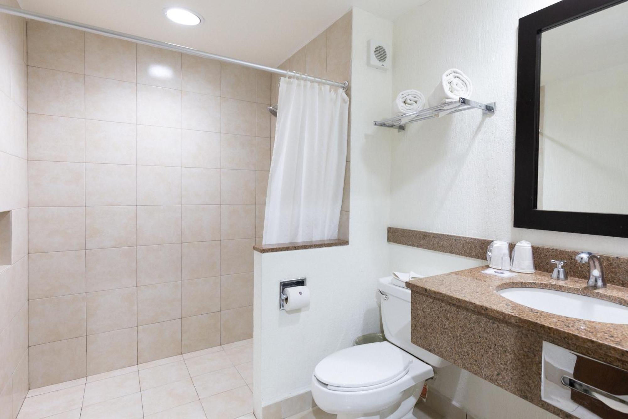 Hs Hotsson Smart Value Tampico Hotell Exteriör bild