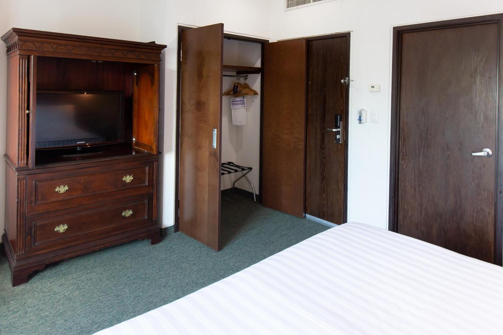 Hs Hotsson Smart Value Tampico Hotell Exteriör bild