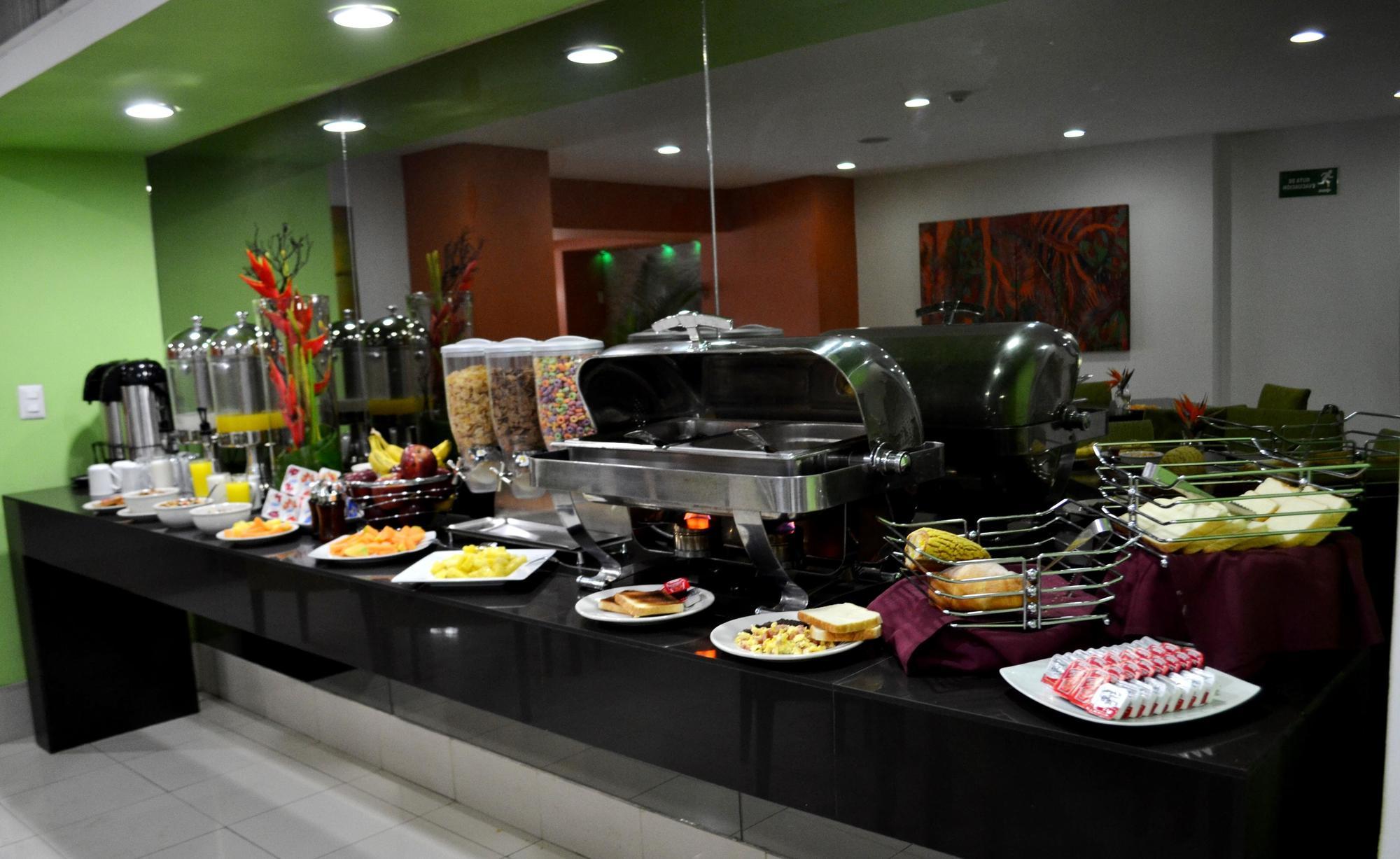 Hs Hotsson Smart Value Tampico Hotell Exteriör bild